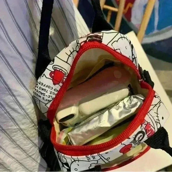 Hello Kitty Canvas Crossbody Bag - Multifunctional Shoulder Bag with Adj. Strap - Picture 3 of 6